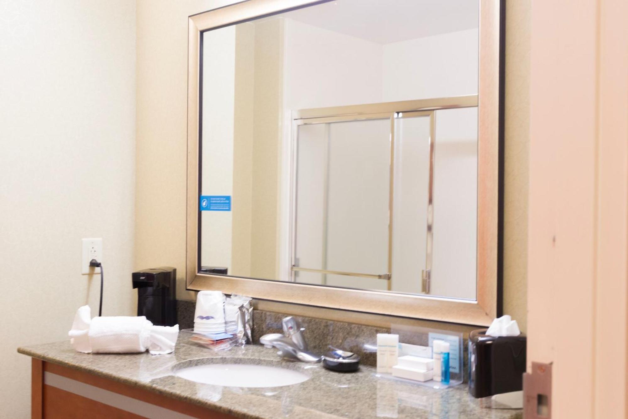 Hampton Inn & Suites Radcliff/Fort Knox Экстерьер фото